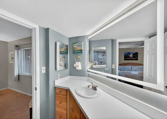 Reef Club Unit 405