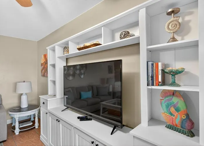Reef Club Unit 405 Clearwater Beach