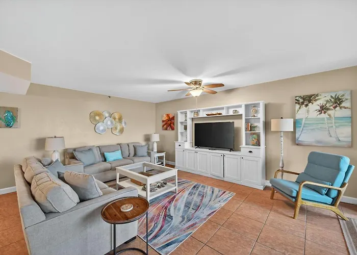 Reef Club Unit 405 *