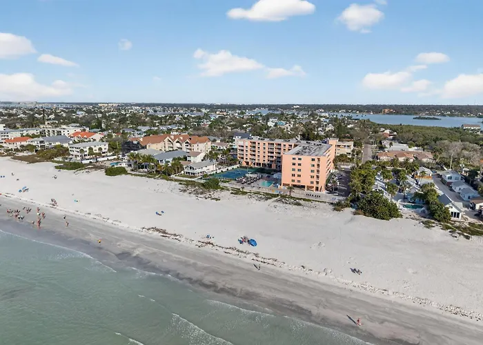 Reef Club Unit 405 * Clearwater Beach