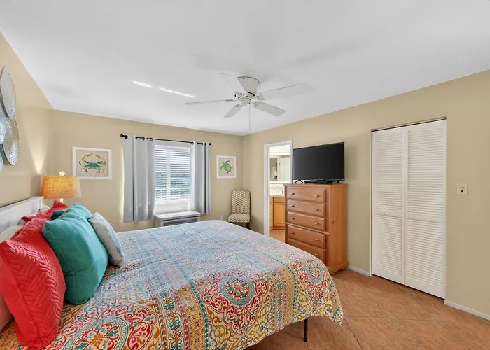 Reef Club Unit 405 Clearwater Beach