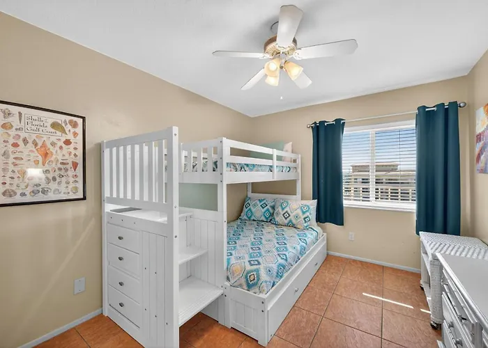Reef Club Unit 405 *