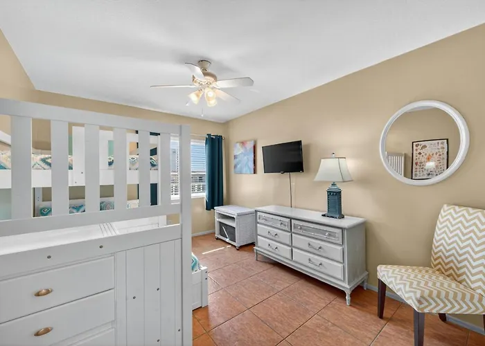 Reef Club Unit 405 Holiday home
