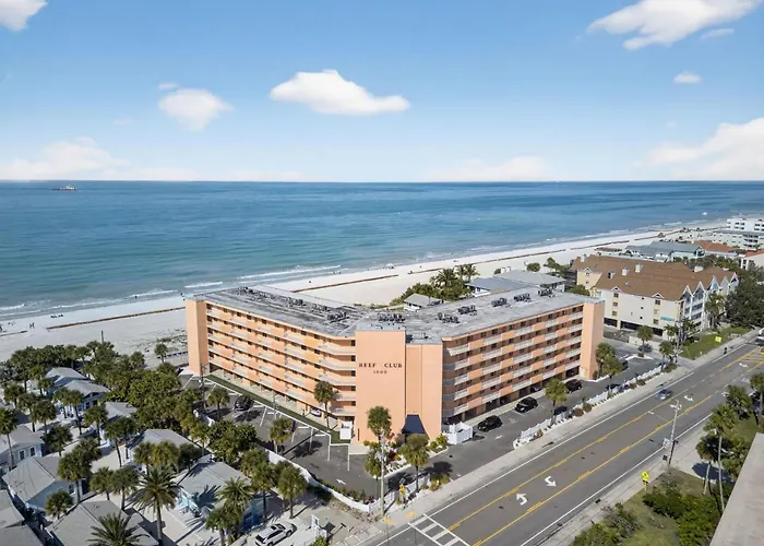 Reef Club Unit 405 Holiday home Clearwater Beach